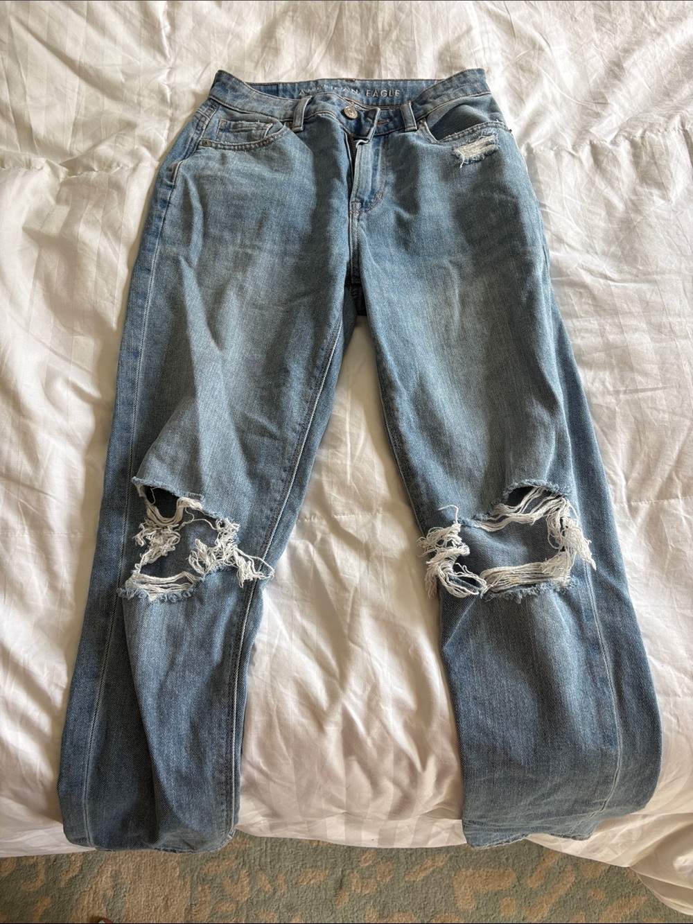 American Eagle Light Blue Distressed Jeans